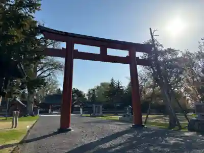 北海道護國神社の{uncategorized: "未分類", other: "その他", undefined: "問題あり", building: "その他建物", grave: "お墓", sacred_gate: "鳥居", guardian: "狛犬", statue: "像", buddha: "仏像", history: "歴史", nature: "自然", garden: "庭園", animal: "動物", pagoda: "塔", temizu: "手水舎", mountain_gate: "山門・神門", sanctuary: "本殿・本堂", subordinate: "末社・摂社", art: "芸術", scenery: "景色", jizo: "地蔵", ema: "絵馬", goshuin: "御朱印", omikuji: "おみくじ", items: "授与品その他", amulet: "お守り", goshuincho: "御朱印帳", eats: "食事", festival: "お祭り", votive_dance: "神楽", shichigosan: "七五三参", wedding: "結婚式", experience: "体験その他", initially: "初詣", around: "周辺", anti_infection: "感染症対策"}