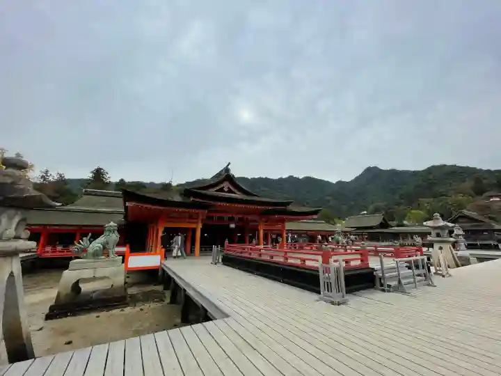厳島神社(広島県)