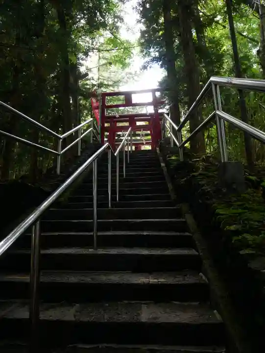 新屋山神社のその他建物