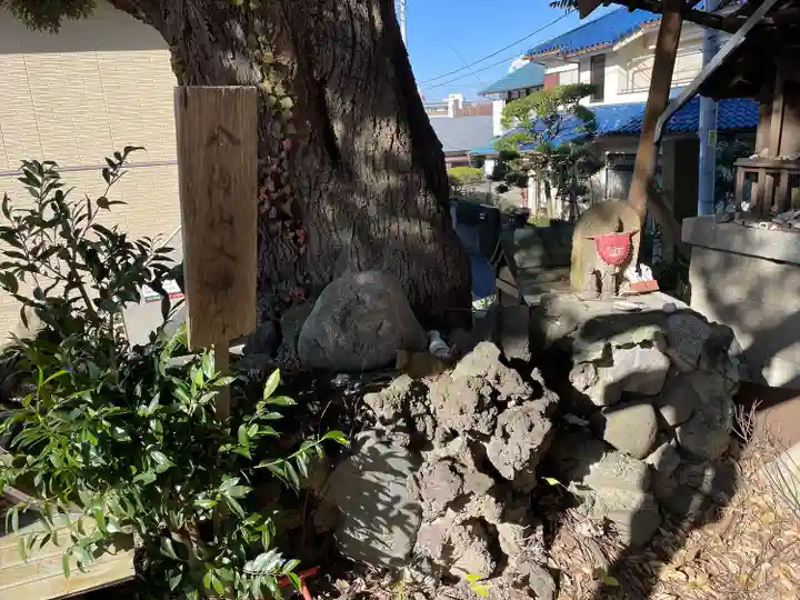 西森稲荷大明神(神奈川県)