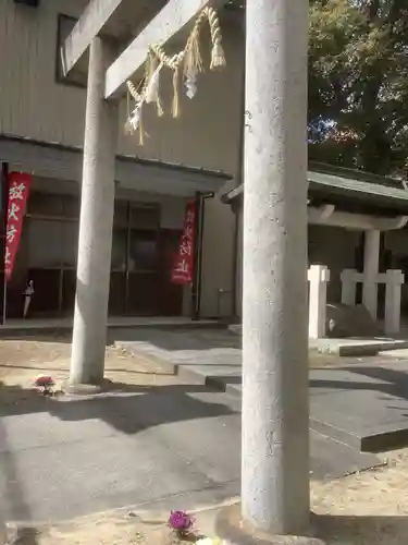 神明社・土之宮合殿の鳥居