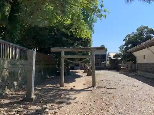 高岡関野神社の鳥居