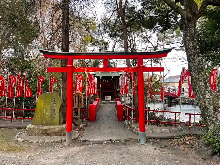 蒲神明宮の末社・摂社