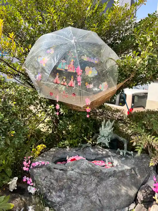 三輪神社の手水舎