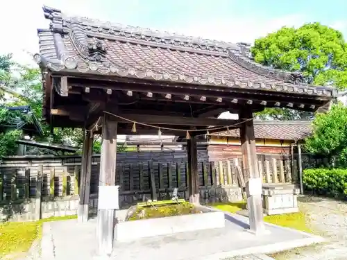 尾張八幡神社の手水舎