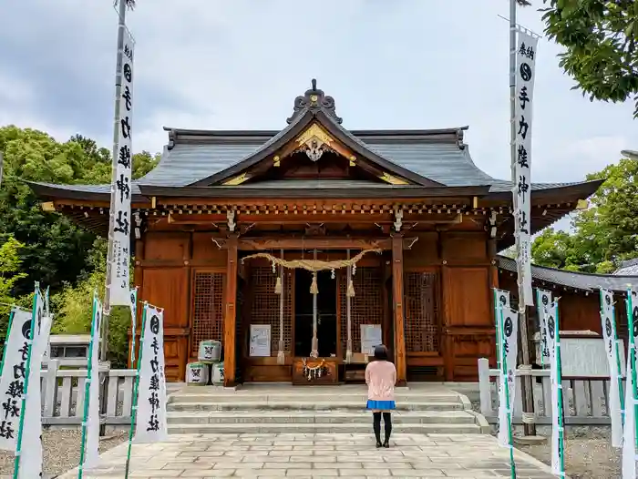 手力雄神社の本殿