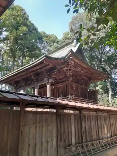 薩都神社の本殿