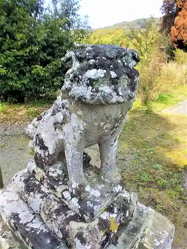 上内八幡宮の狛犬