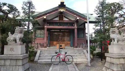 熊野神社の本殿・本堂