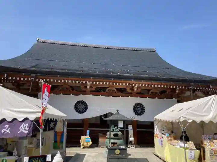 善光寺大本願の本殿・本堂