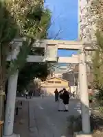 被官稲荷神社の鳥居