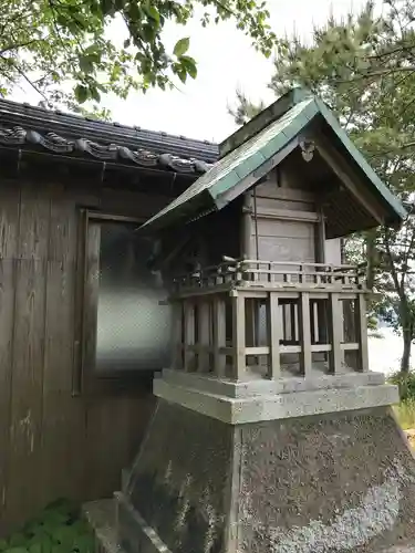 亀島神社の本殿