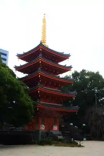 東長寺の塔