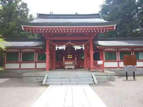 冨士御室浅間神社の本殿