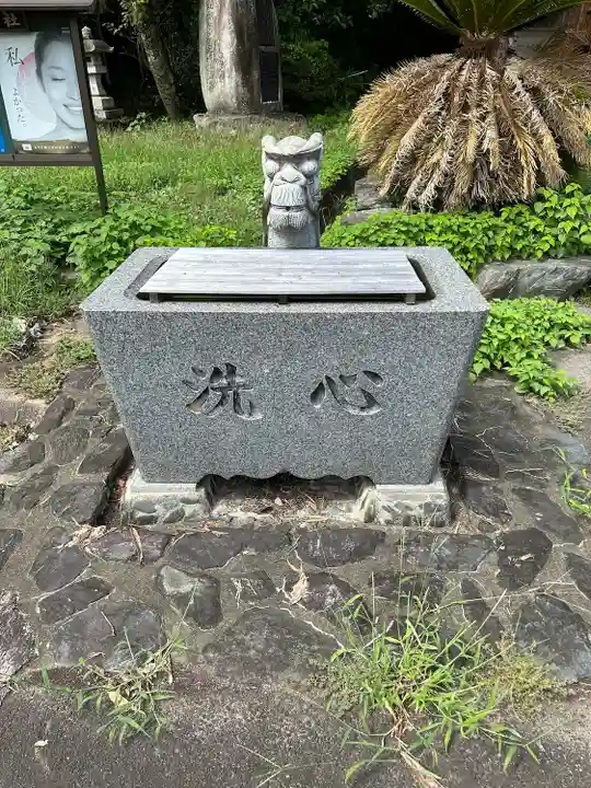 熊野神社の手水舎