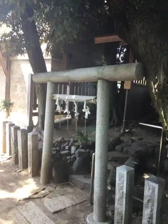 伊勢神社の鳥居