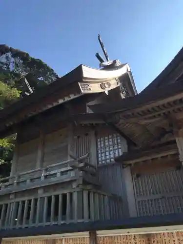 多久神社の本殿