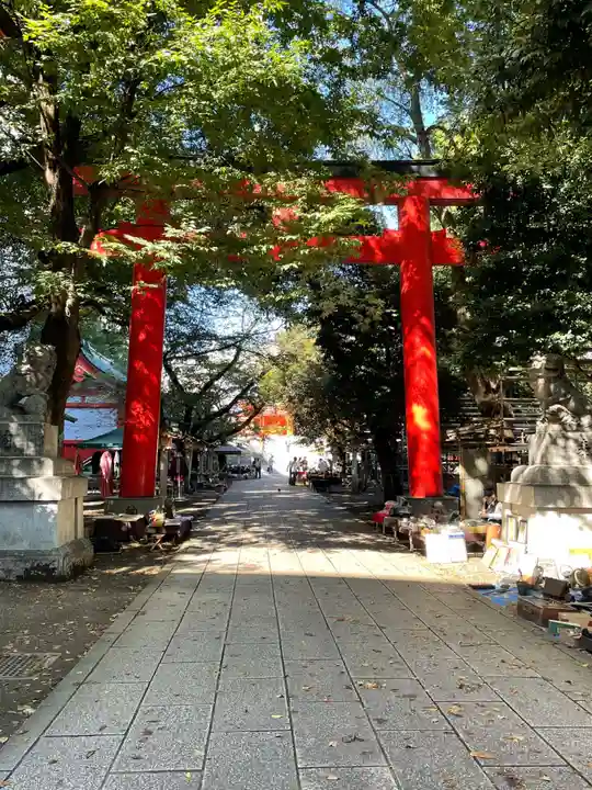 花園神社の鳥居