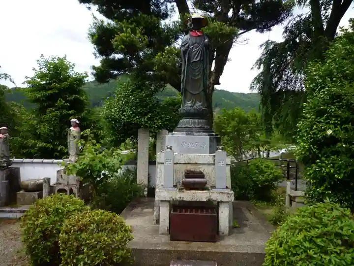 不盡山 龍祥寺の地蔵