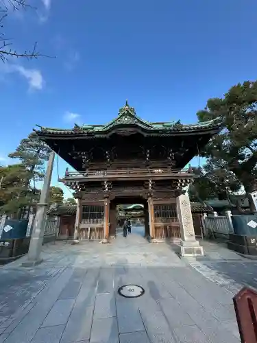 題経寺（柴又帝釈天）の{uncategorized: "未分類", other: "その他", undefined: "問題あり", building: "その他建物", grave: "お墓", sacred_gate: "鳥居", guardian: "狛犬", statue: "像", buddha: "仏像", history: "歴史", nature: "自然", garden: "庭園", animal: "動物", pagoda: "塔", temizu: "手水舎", mountain_gate: "山門・神門", sanctuary: "本殿・本堂", subordinate: "末社・摂社", art: "芸術", scenery: "景色", jizo: "地蔵", ema: "絵馬", goshuin: "御朱印", omikuji: "おみくじ", items: "授与品その他", amulet: "お守り", goshuincho: "御朱印帳", eats: "食事", festival: "お祭り", votive_dance: "神楽", shichigosan: "七五三参", wedding: "結婚式", experience: "体験その他", initially: "初詣", around: "周辺", anti_infection: "感染症対策"}