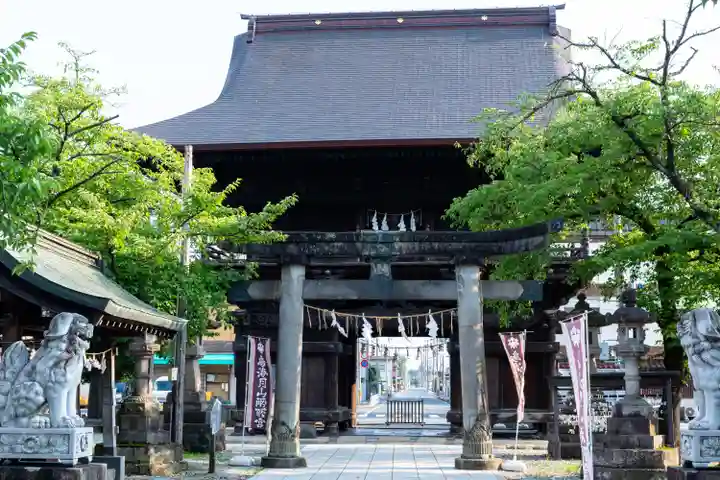 鳥海月山両所宮(山形県)