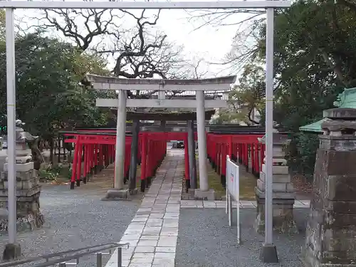 美濃輪稲荷神社の鳥居