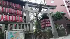 池尻稲荷神社の鳥居