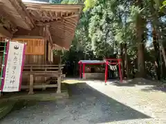 熊野神社の本殿