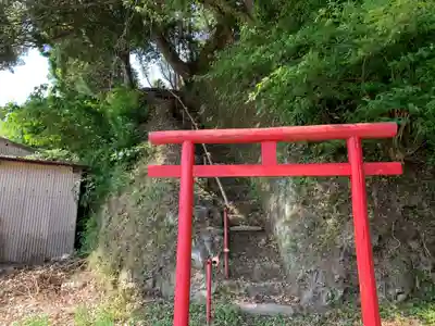 神社（名称不明）の鳥居
