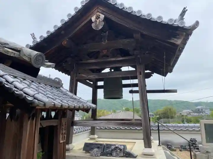 地蔵寺の{uncategorized: "未分類", other: "その他", undefined: "問題あり", building: "その他建物", grave: "お墓", sacred_gate: "鳥居", guardian: "狛犬", statue: "像", buddha: "仏像", history: "歴史", nature: "自然", garden: "庭園", animal: "動物", pagoda: "塔", temizu: "手水舎", mountain_gate: "山門・神門", sanctuary: "本殿・本堂", subordinate: "末社・摂社", art: "芸術", scenery: "景色", jizo: "地蔵", ema: "絵馬", goshuin: "御朱印", omikuji: "おみくじ", items: "授与品その他", amulet: "お守り", goshuincho: "御朱印帳", eats: "食事", festival: "お祭り", votive_dance: "神楽", shichigosan: "七五三参", wedding: "結婚式", experience: "体験その他", initially: "初詣", around: "周辺", anti_infection: "感染症対策"}