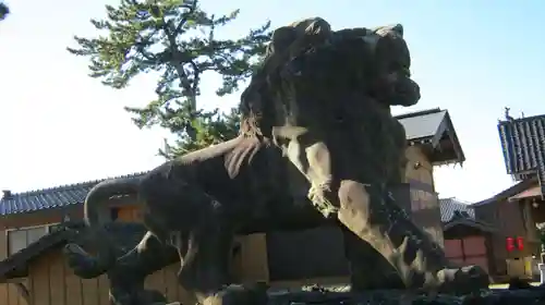 諏訪神社の狛犬