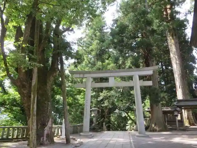 白山比咩神社(石川県)