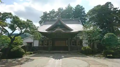 萬松山大雄寺の本殿