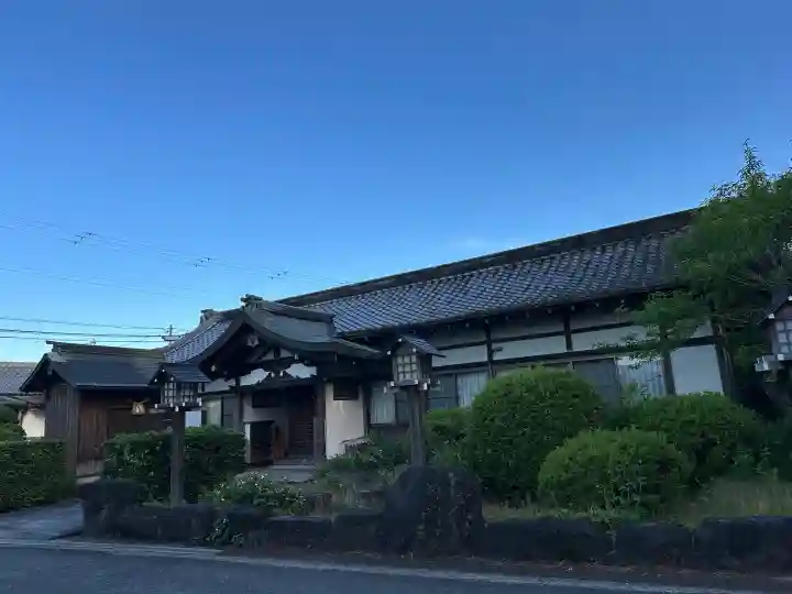 御霊神社本宮の{uncategorized: "未分類", other: "その他", undefined: "問題あり", building: "その他建物", grave: "お墓", sacred_gate: "鳥居", guardian: "狛犬", statue: "像", buddha: "仏像", history: "歴史", nature: "自然", garden: "庭園", animal: "動物", pagoda: "塔", temizu: "手水舎", mountain_gate: "山門・神門", sanctuary: "本殿・本堂", subordinate: "末社・摂社", art: "芸術", scenery: "景色", jizo: "地蔵", ema: "絵馬", goshuin: "御朱印", omikuji: "おみくじ", items: "授与品その他", amulet: "お守り", goshuincho: "御朱印帳", eats: "食事", festival: "お祭り", votive_dance: "神楽", shichigosan: "七五三参", wedding: "結婚式", experience: "体験その他", initially: "初詣", around: "周辺", anti_infection: "感染症対策"}
