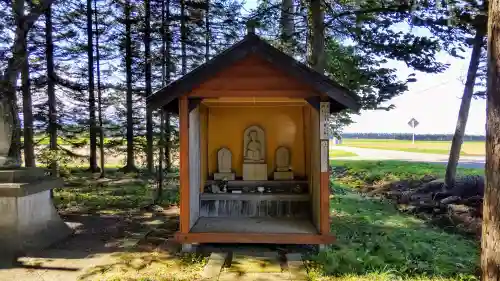 豊西神社の仏像