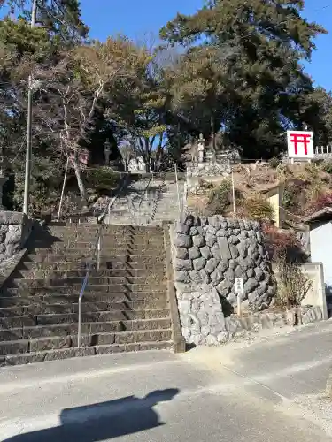 賀茂別雷神社の{uncategorized: "未分類", other: "その他", undefined: "問題あり", building: "その他建物", grave: "お墓", sacred_gate: "鳥居", guardian: "狛犬", statue: "像", buddha: "仏像", history: "歴史", nature: "自然", garden: "庭園", animal: "動物", pagoda: "塔", temizu: "手水舎", mountain_gate: "山門・神門", sanctuary: "本殿・本堂", subordinate: "末社・摂社", art: "芸術", scenery: "景色", jizo: "地蔵", ema: "絵馬", goshuin: "御朱印", omikuji: "おみくじ", items: "授与品その他", amulet: "お守り", goshuincho: "御朱印帳", eats: "食事", festival: "お祭り", votive_dance: "神楽", shichigosan: "七五三参", wedding: "結婚式", experience: "体験その他", initially: "初詣", around: "周辺", anti_infection: "感染症対策"}