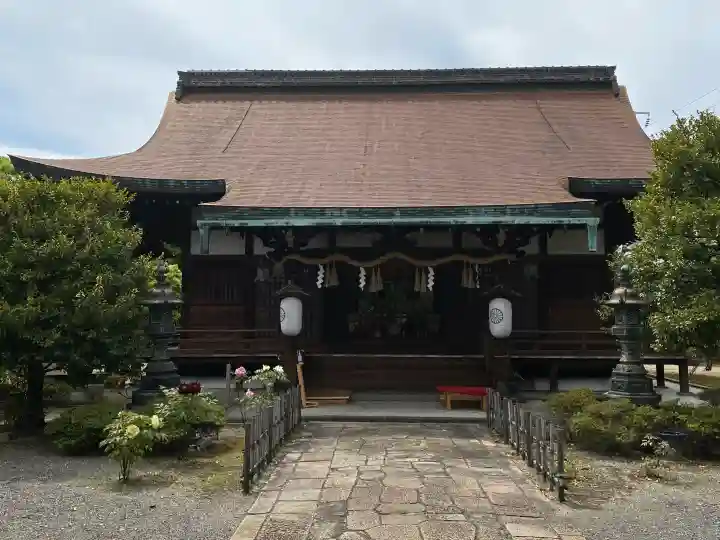 六孫王神社の{uncategorized: "未分類", other: "その他", undefined: "問題あり", building: "その他建物", grave: "お墓", sacred_gate: "鳥居", guardian: "狛犬", statue: "像", buddha: "仏像", history: "歴史", nature: "自然", garden: "庭園", animal: "動物", pagoda: "塔", temizu: "手水舎", mountain_gate: "山門・神門", sanctuary: "本殿・本堂", subordinate: "末社・摂社", art: "芸術", scenery: "景色", jizo: "地蔵", ema: "絵馬", goshuin: "御朱印", omikuji: "おみくじ", items: "授与品その他", amulet: "お守り", goshuincho: "御朱印帳", eats: "食事", festival: "お祭り", votive_dance: "神楽", shichigosan: "七五三参", wedding: "結婚式", experience: "体験その他", initially: "初詣", around: "周辺", anti_infection: "感染症対策"}