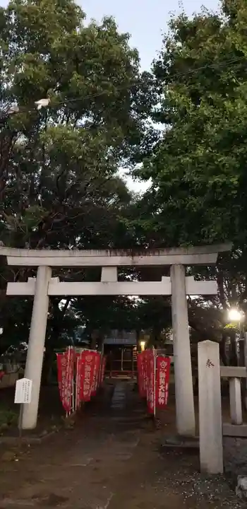 稲荷神社の鳥居