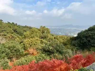 金刀比羅宮の{uncategorized: "未分類", other: "その他", undefined: "問題あり", building: "その他建物", grave: "お墓", sacred_gate: "鳥居", guardian: "狛犬", statue: "像", buddha: "仏像", history: "歴史", nature: "自然", garden: "庭園", animal: "動物", pagoda: "塔", temizu: "手水舎", mountain_gate: "山門・神門", sanctuary: "本殿・本堂", subordinate: "末社・摂社", art: "芸術", scenery: "景色", jizo: "地蔵", ema: "絵馬", goshuin: "御朱印", omikuji: "おみくじ", items: "授与品その他", amulet: "お守り", goshuincho: "御朱印帳", eats: "食事", festival: "お祭り", votive_dance: "神楽", shichigosan: "七五三参", wedding: "結婚式", experience: "体験その他", initially: "初詣", around: "周辺", anti_infection: "感染症対策"}