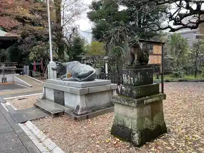 布多天神社の像
