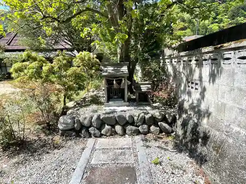 白玉龍神(滋賀県)