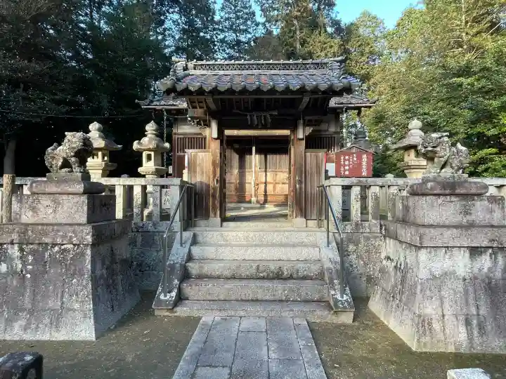川田神社の{uncategorized: "未分類", other: "その他", undefined: "問題あり", building: "その他建物", grave: "お墓", sacred_gate: "鳥居", guardian: "狛犬", statue: "像", buddha: "仏像", history: "歴史", nature: "自然", garden: "庭園", animal: "動物", pagoda: "塔", temizu: "手水舎", mountain_gate: "山門・神門", sanctuary: "本殿・本堂", subordinate: "末社・摂社", art: "芸術", scenery: "景色", jizo: "地蔵", ema: "絵馬", goshuin: "御朱印", omikuji: "おみくじ", items: "授与品その他", amulet: "お守り", goshuincho: "御朱印帳", eats: "食事", festival: "お祭り", votive_dance: "神楽", shichigosan: "七五三参", wedding: "結婚式", experience: "体験その他", initially: "初詣", around: "周辺", anti_infection: "感染症対策"}