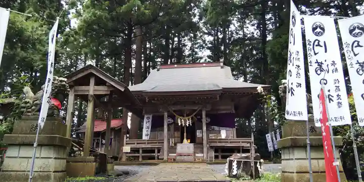 坪沼八幡神社の本殿・本堂