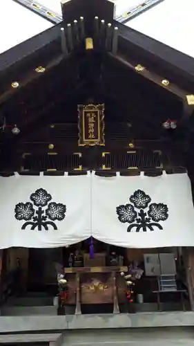札幌諏訪神社の本殿・本堂