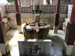 越木岩神社の手水