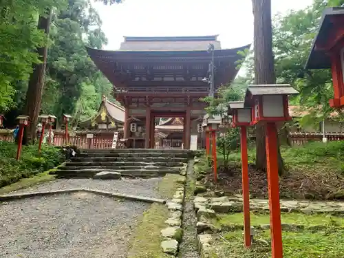 日吉大社の山門