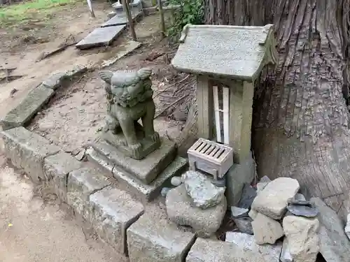 鶴峯八幡宮の狛犬