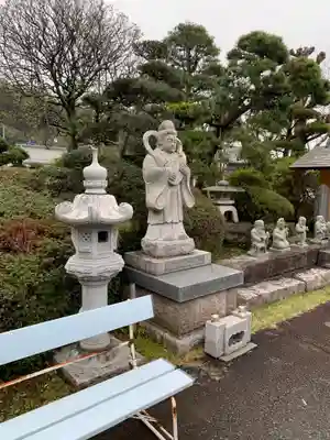迎福寺の像