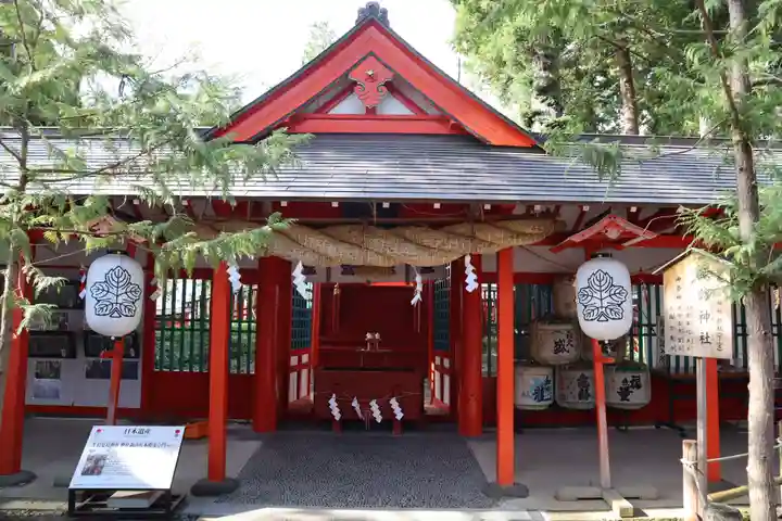 生島足島神社の本殿・本堂