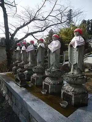 岩角山 岩角寺の地蔵